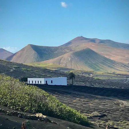 Papaz In Lanzarote Spacious Pool Sea View Villa